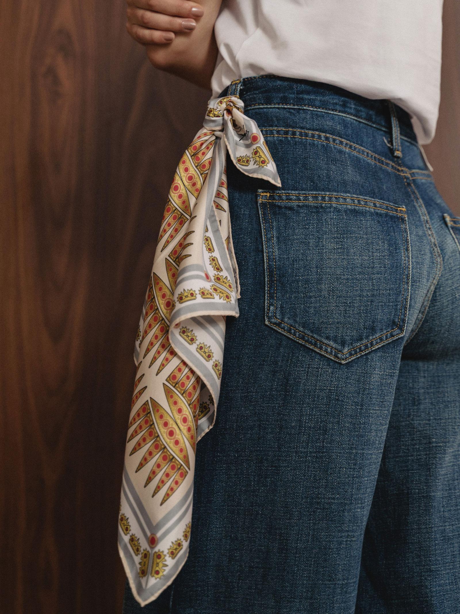 Μεταξωτό Μαντήλι KING 45cm x 45cm - Image 3