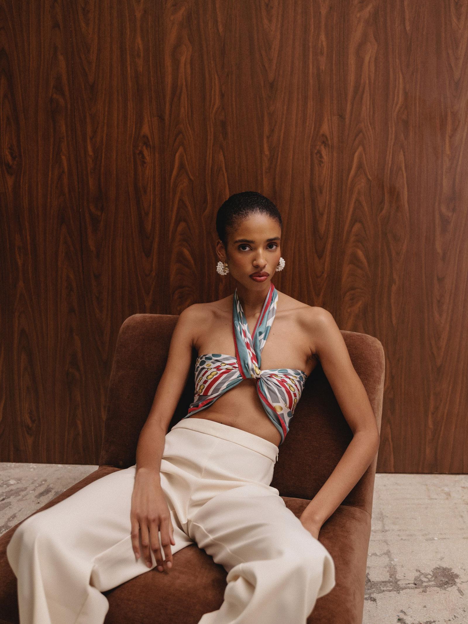 Μεταξωτό Μαντήλι MYTH 100cm x 100cm - Image 3