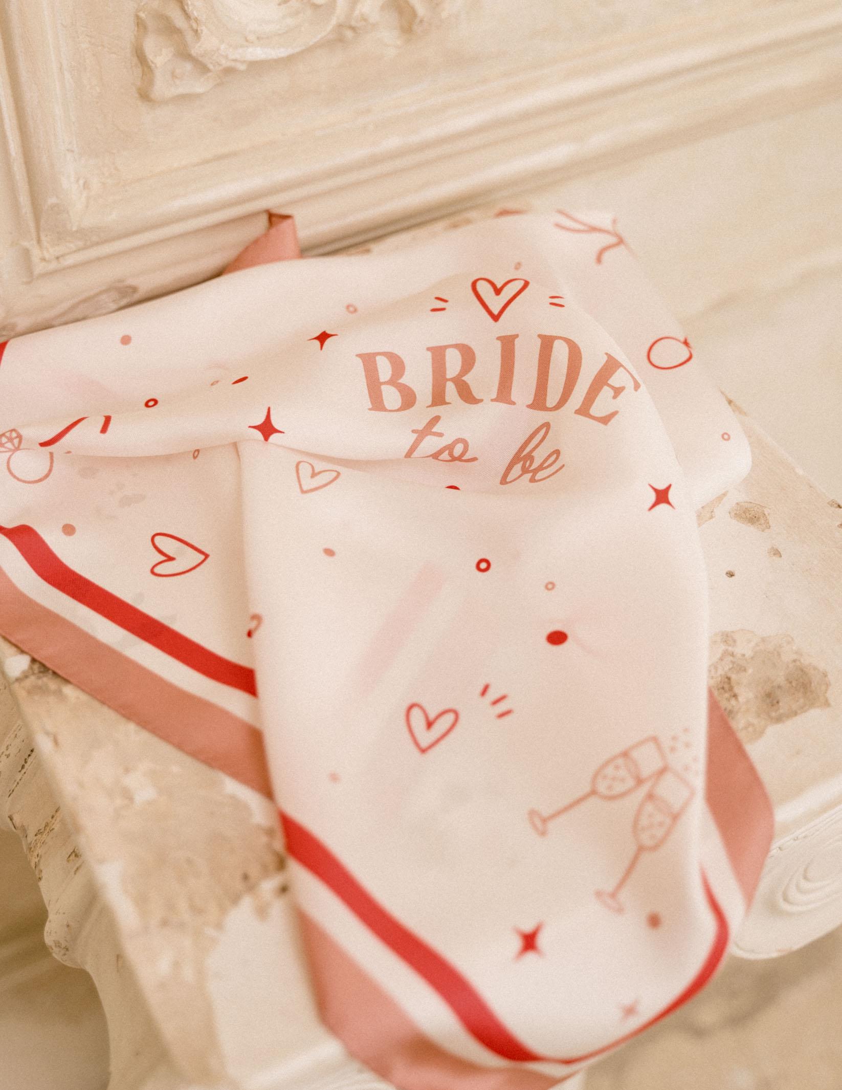 Μεταξωτό Μαντήλι BRIDE TO BE 50cm x 50cm - Image 3